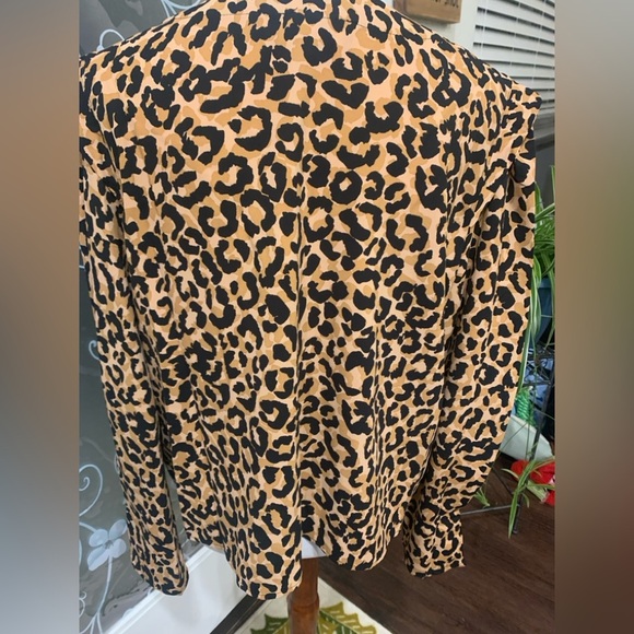 DKNY X-Large Animal Print Top - Picture 2 of 4